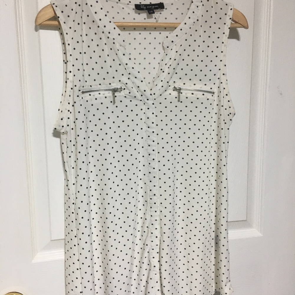 Polka Dot Sleeveless Zip-Accent Blouse - White & Black